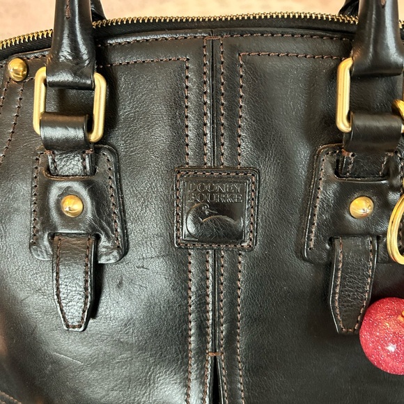 Dooney & Bourke Florentine Leather Clayton Satchel in Black, Excellent Used Cond - Picture 2 of 16